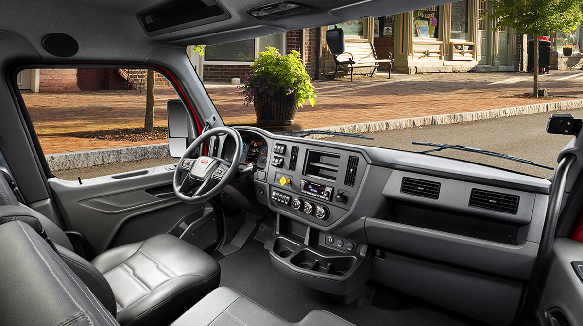 Peterbilt 537 Interior
